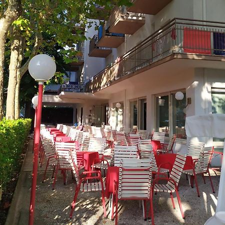 Hotel Irene Riccione Exterior foto