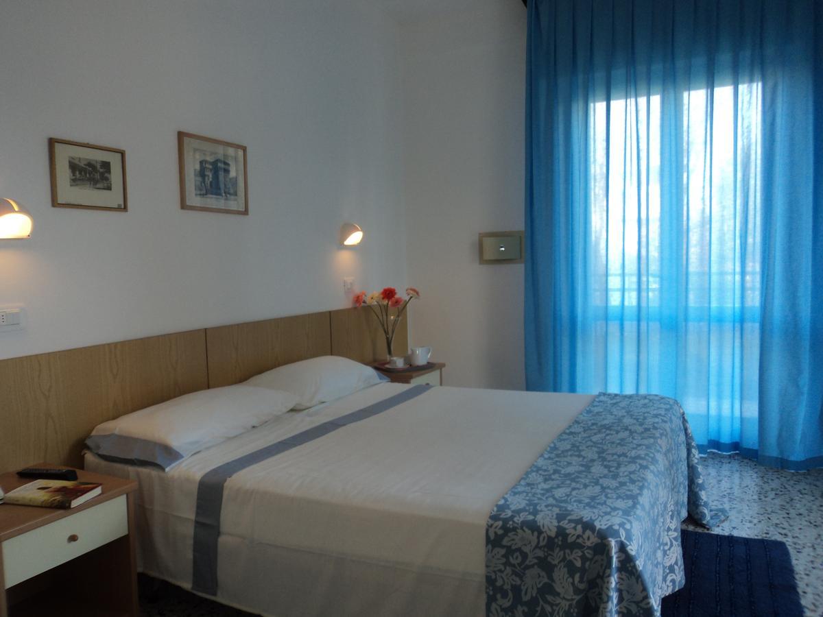 Hotel Irene Riccione Exterior foto